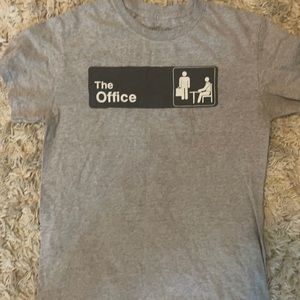 Size S Graphic T shirt